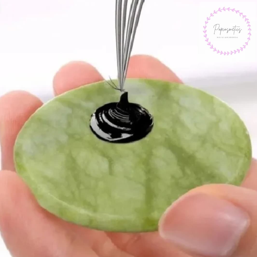 Piedra Jade 5cm para colocación de pestañas
